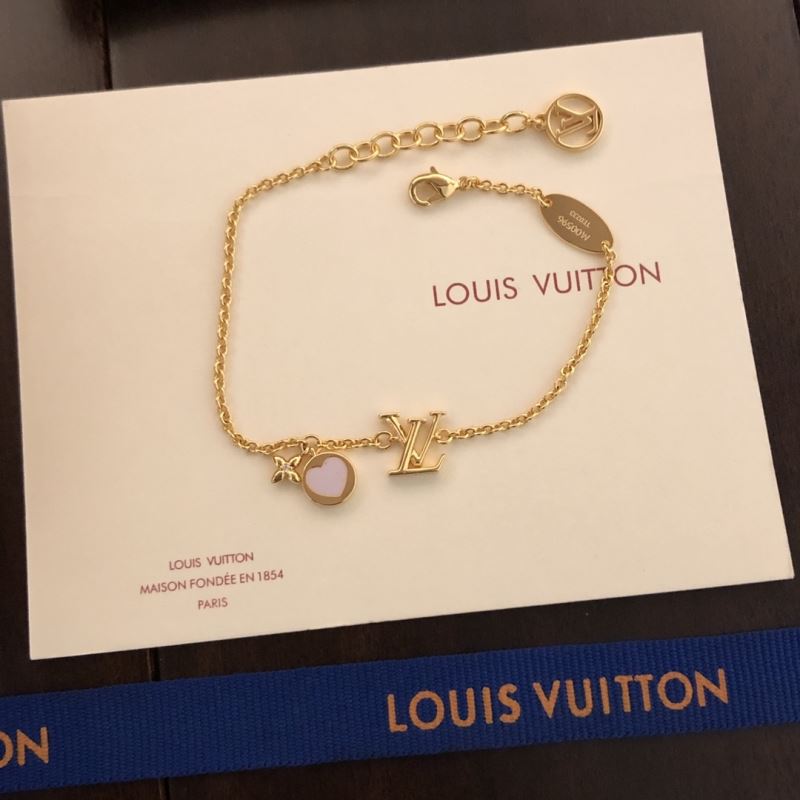 Louis Vuitton Necklaces